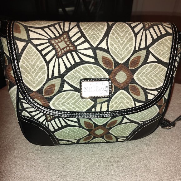 Purse - Picture 1 of 1